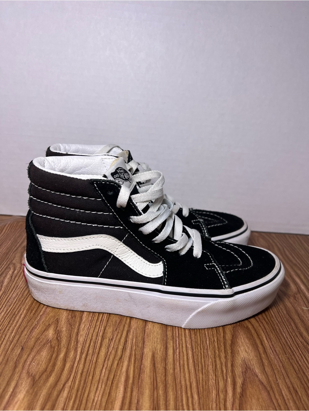Vans platform hi top women’s size 6